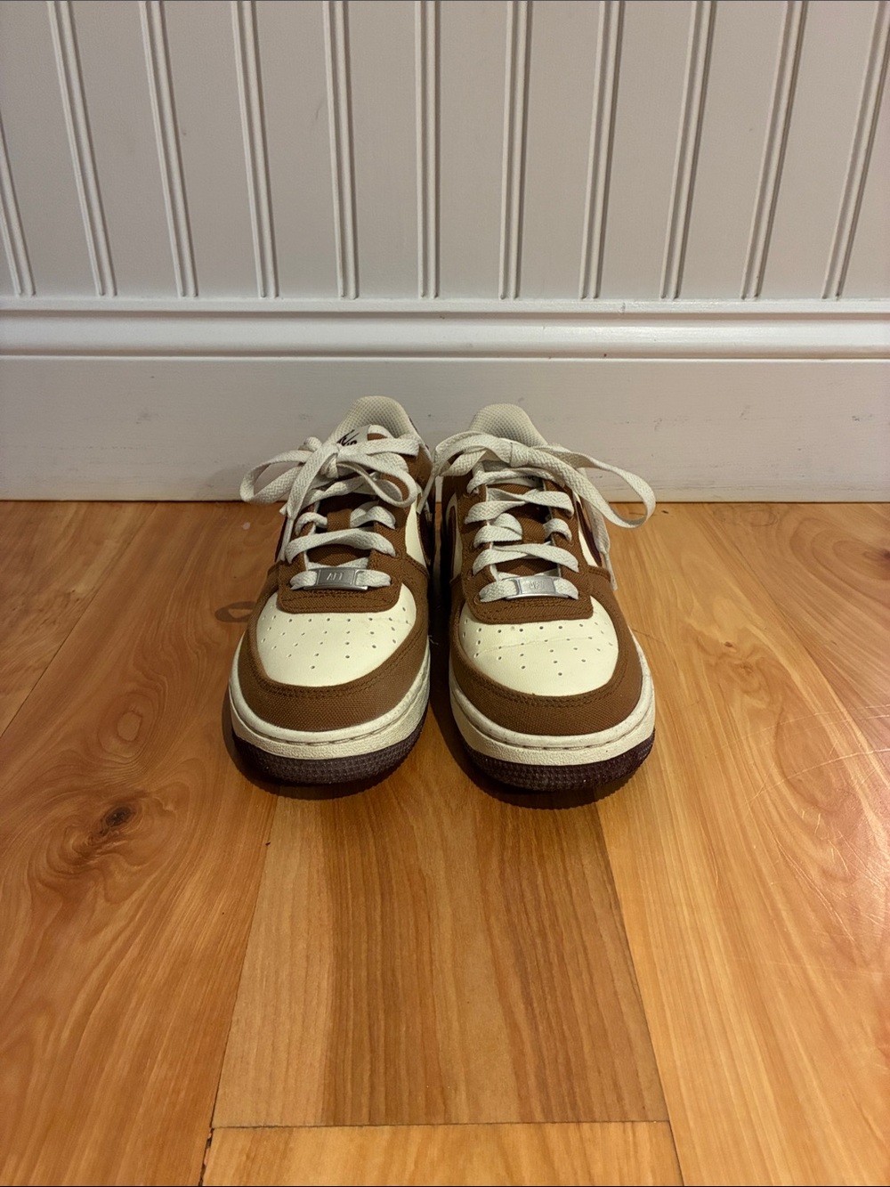 Nike Air Force 1 brown and white size 3y - Picture 2 of 7
